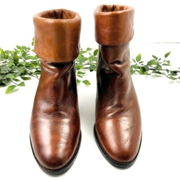 Frye Lisa Women's Foldover Short Boot Brown Leather Heeled Booties 7.5 - Picture 4 of 14